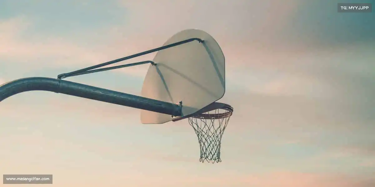 AG庄闲集团🥊拳头紧握的是信念，挥出的是蜕变 —— 来战，成就更好的自己！